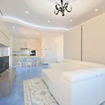 Casa vacanze Finestra Sul Mare Di Ischia + A 50 Mt Forio di Ischia