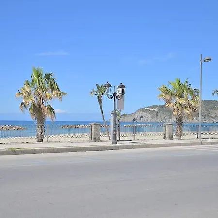 Finestra Sul Mare Di + A 50 Mt * Ischia